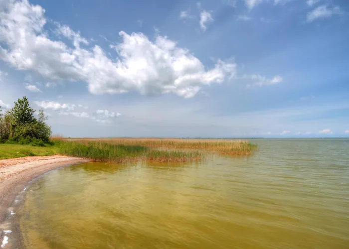 Am Saaler Bodden بيت للعطل *
