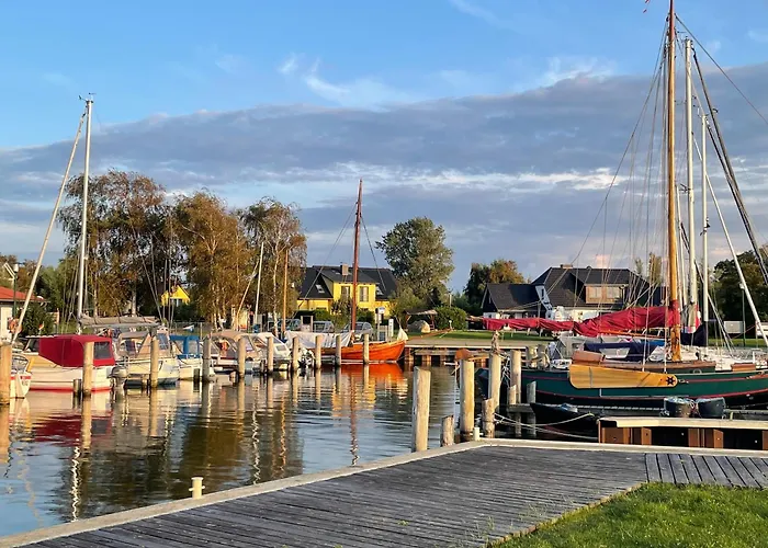 Am Saaler Bodden * Saal